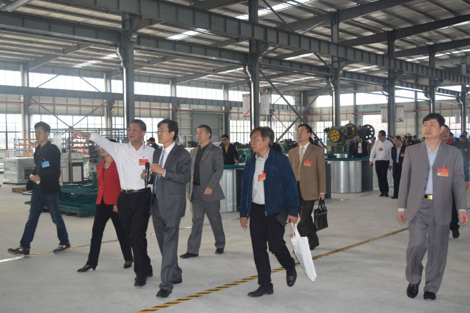 Visita de la CPPCC a la fábrica de komifu